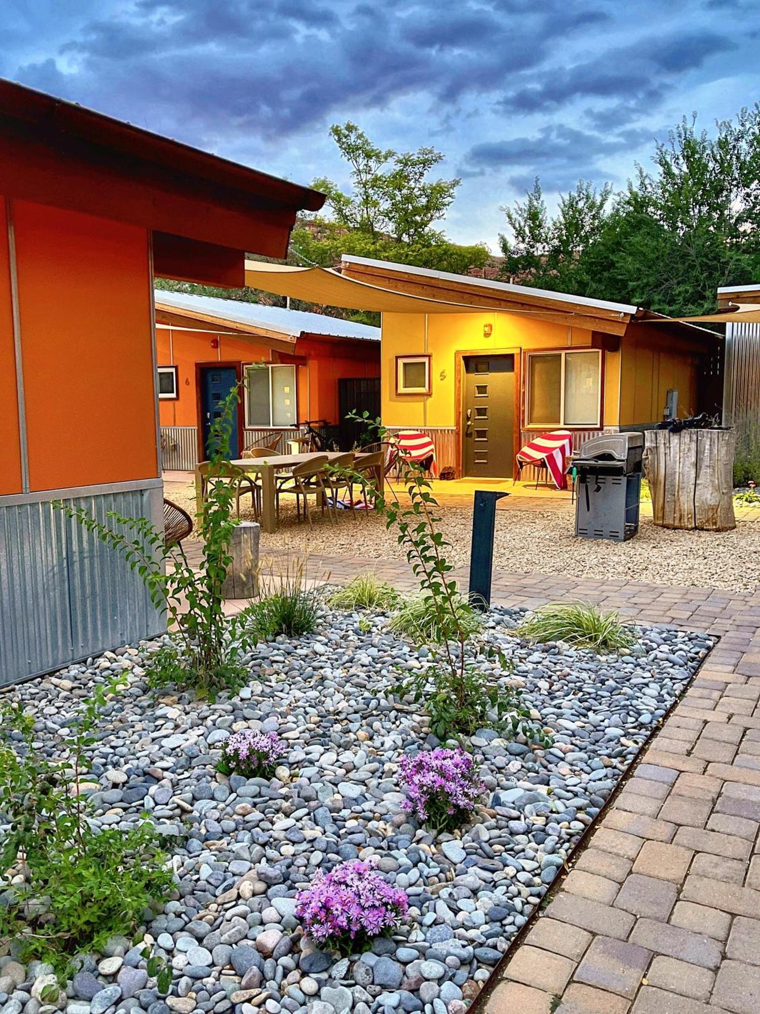 Downtown Kokopelli West 6 - Newly Remodeled Stylish Studio Moab Exterior photo